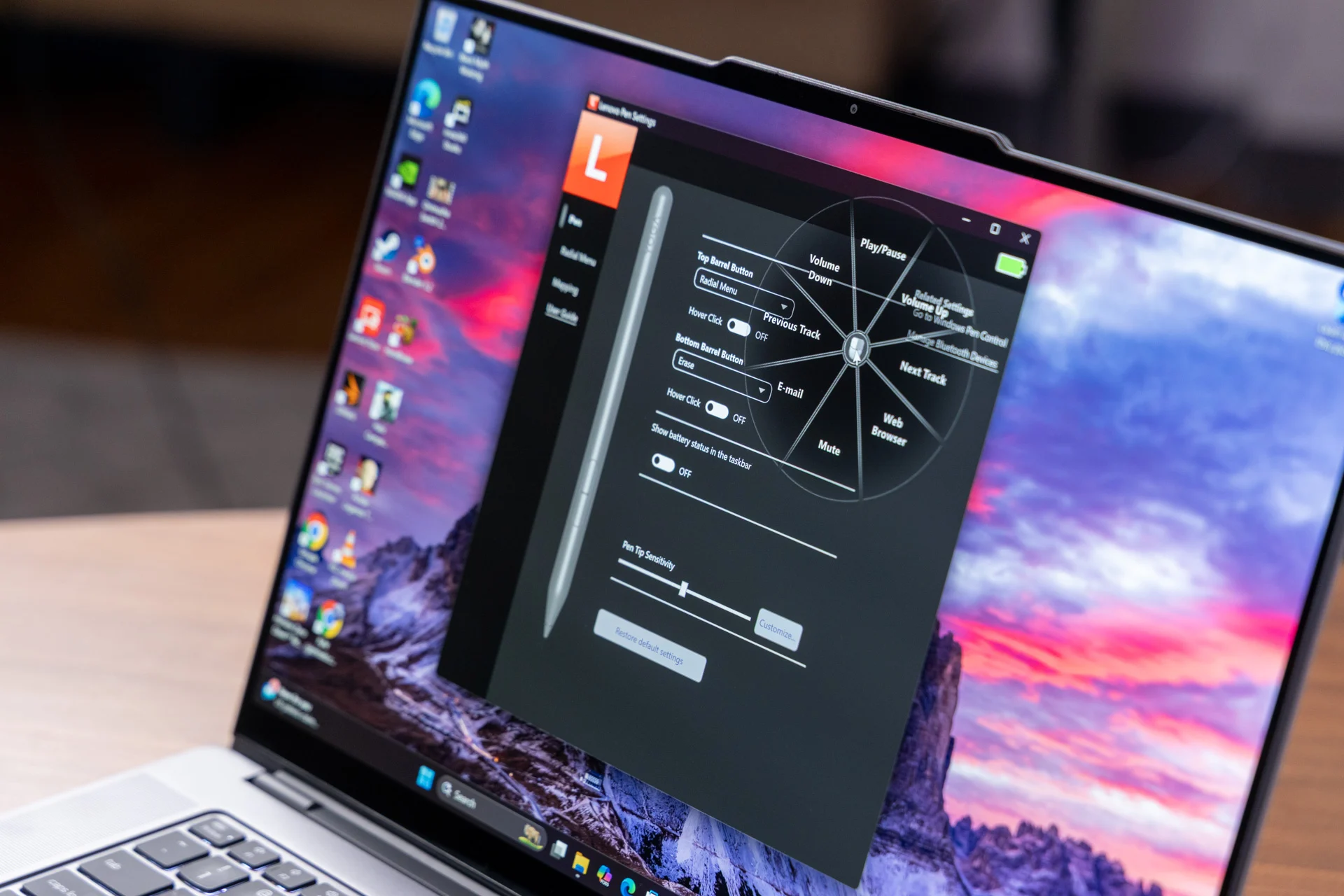 Lenovo Pro 9i 16 G11 Aura Edition Review 11